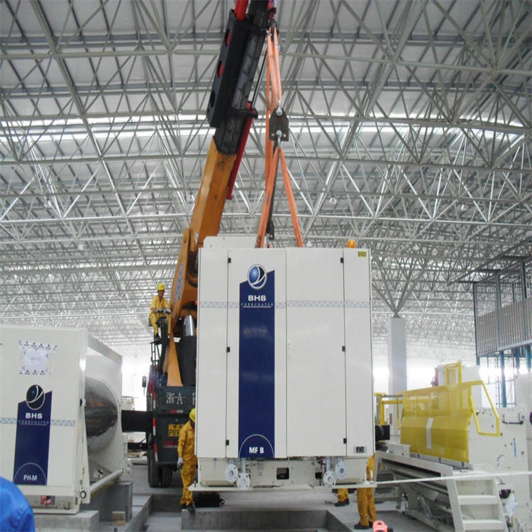 松山湖管委会起重吊装小型吊车的日常检查维护