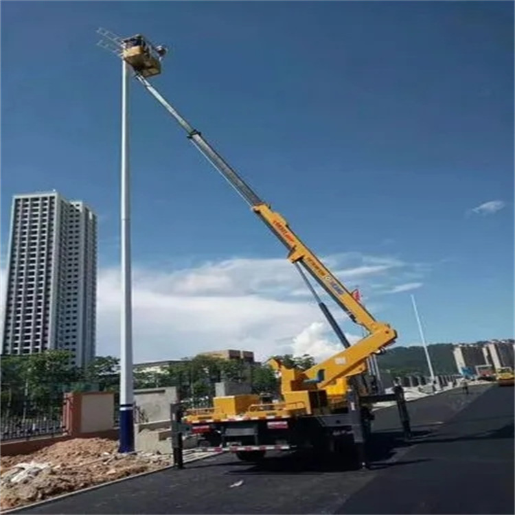 松山湖管委会维修路灯的曲臂升降车出租