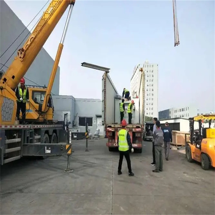 松山湖管委会如何找到附近的吊车救援服务