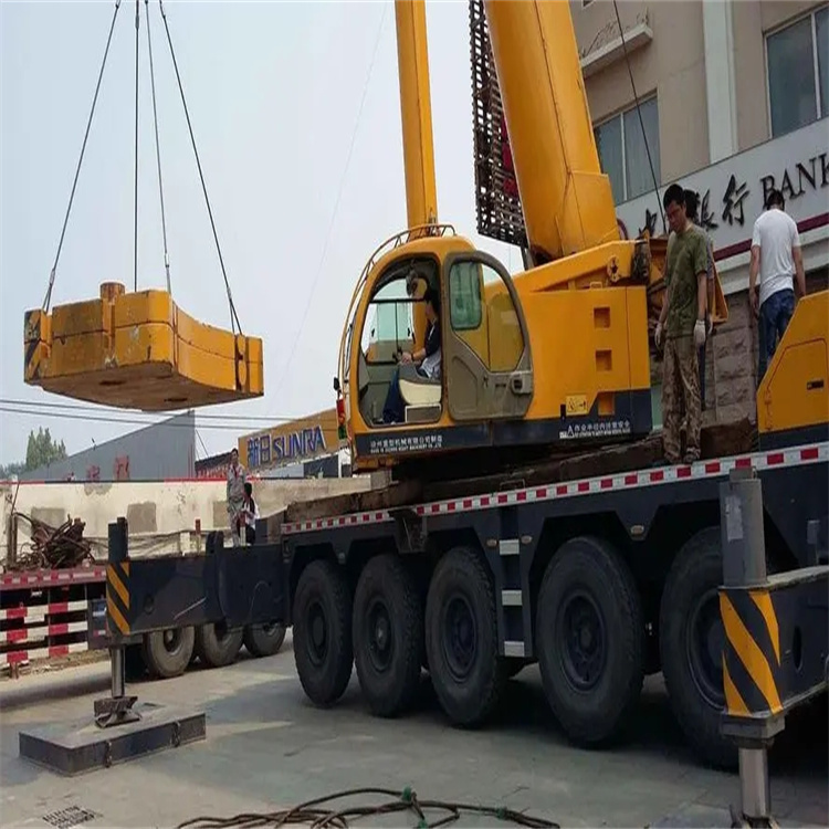 松山湖管委会当地吊车出租|机器吊装|75吨|工厂搬迁服务