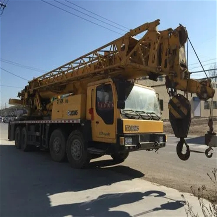 松山湖管委会哪里有专业吊车出租